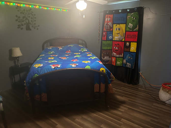 cindy's room