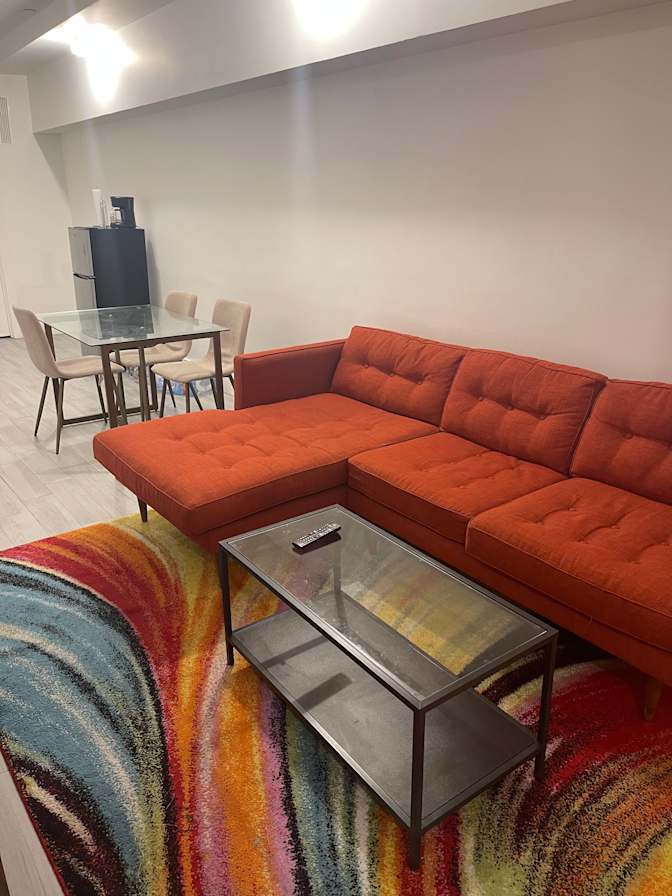 BROOKLYN APARTMENT SHARE LONG OR SHORT TERM's room