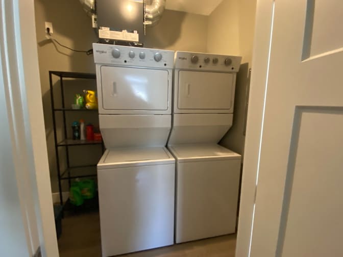 Remax Rentals's room