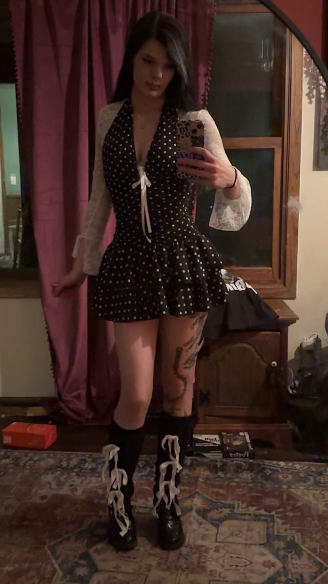 Evelyn's room
