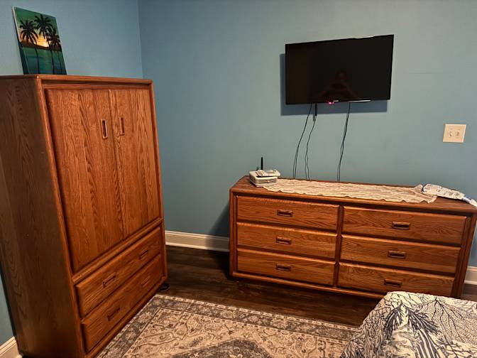 Lisa's room