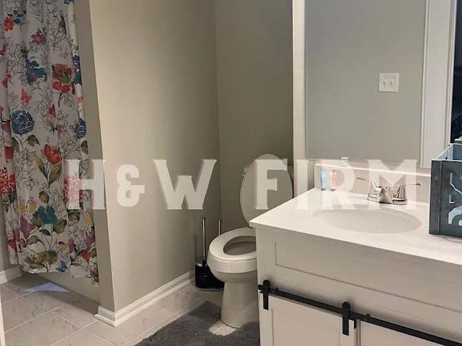 Alcove Rooms's room