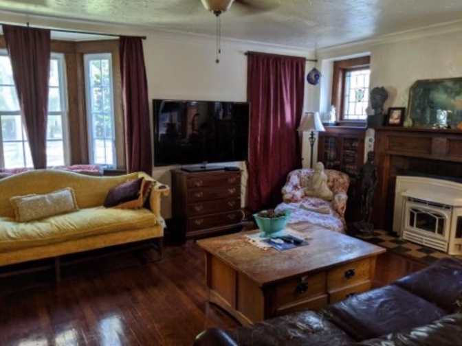 Colleen & Colin's room