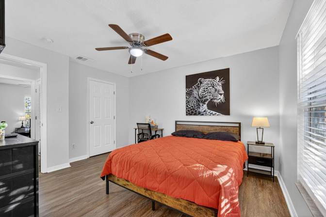 PadSplit's room