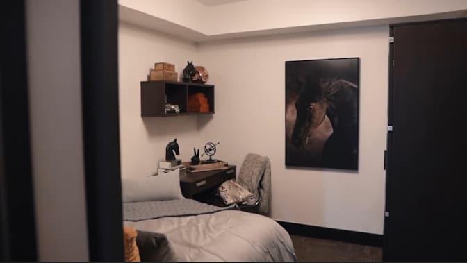 Lope Soleye's room