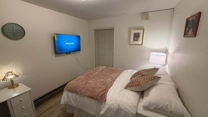 Hal Kerimov's room
