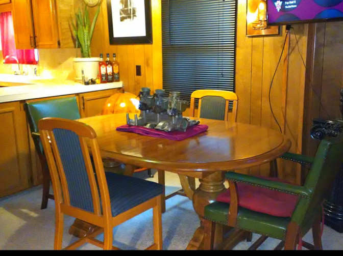 Tom Whalen's room
