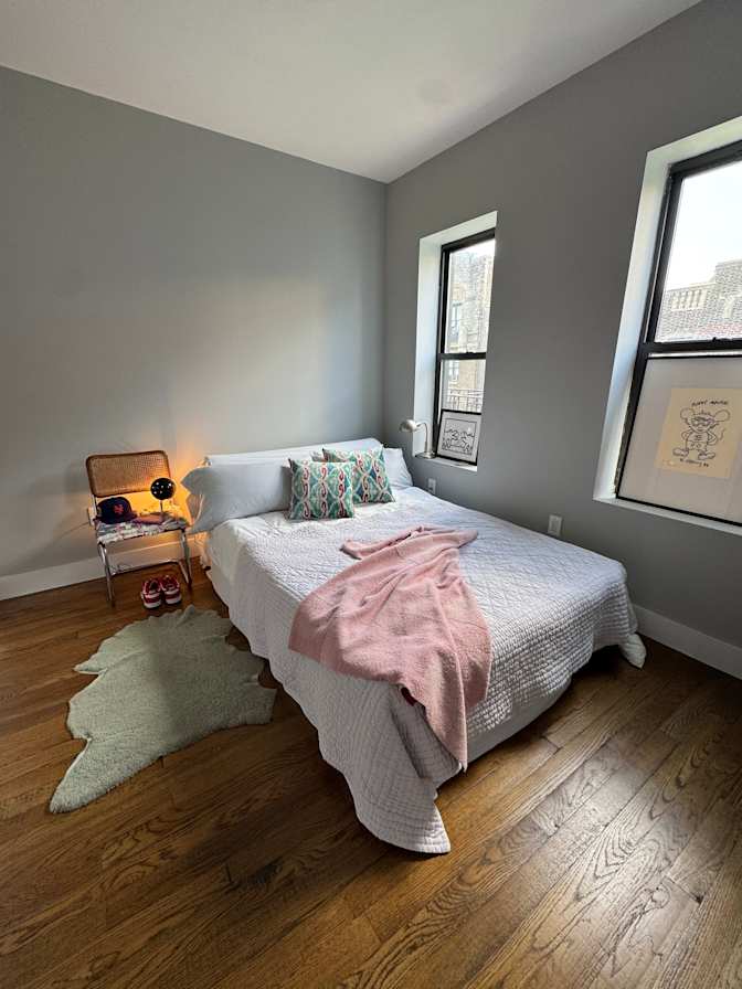 Rachel P.'s room