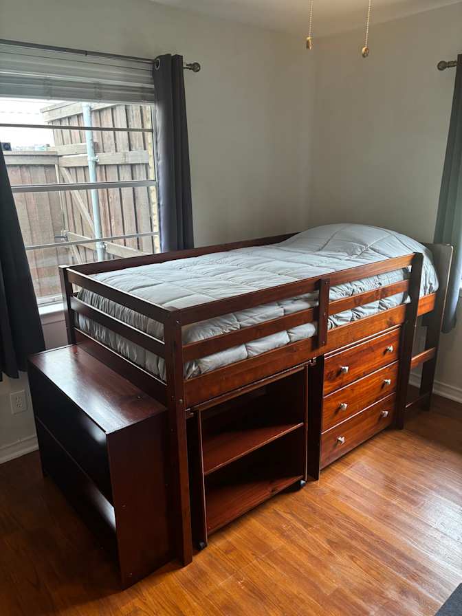 Ivan Roa's room