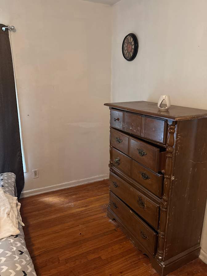 Kenneth's room
