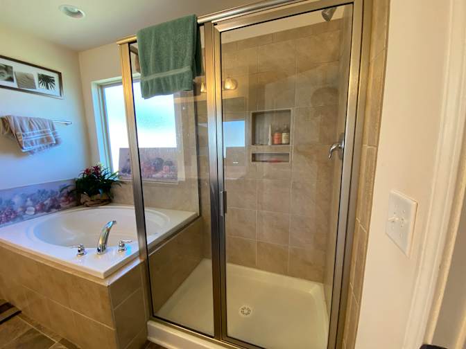 Alcove Rooms's room