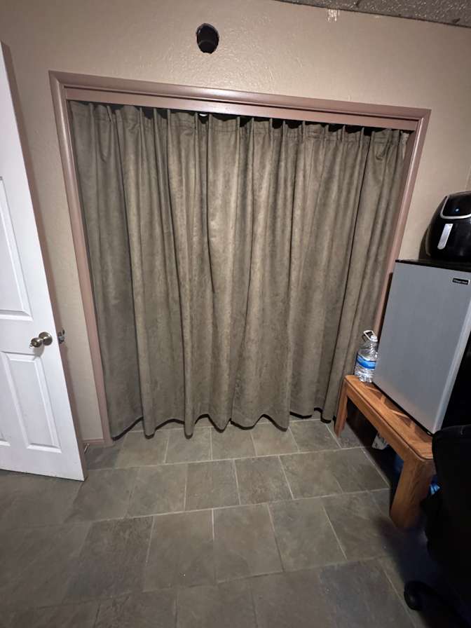 Jose's room