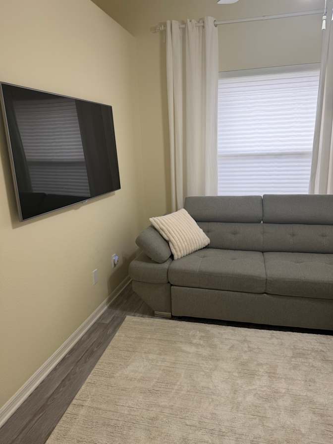 Mag's room