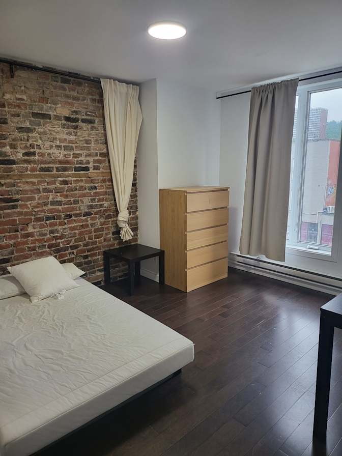 Nelson Couto's room