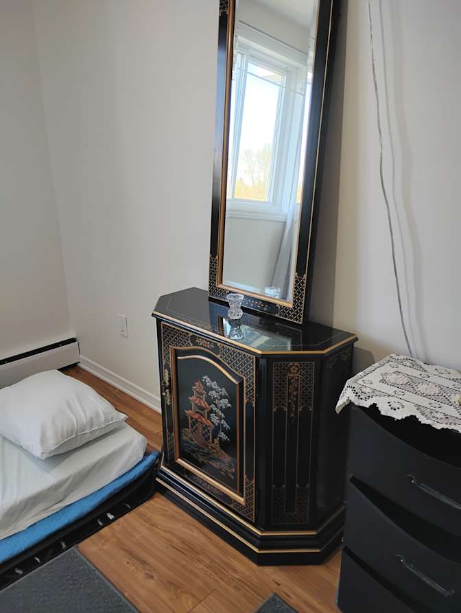 Rita's room