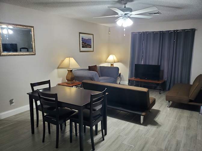 Jason Bryan, Realtor's room