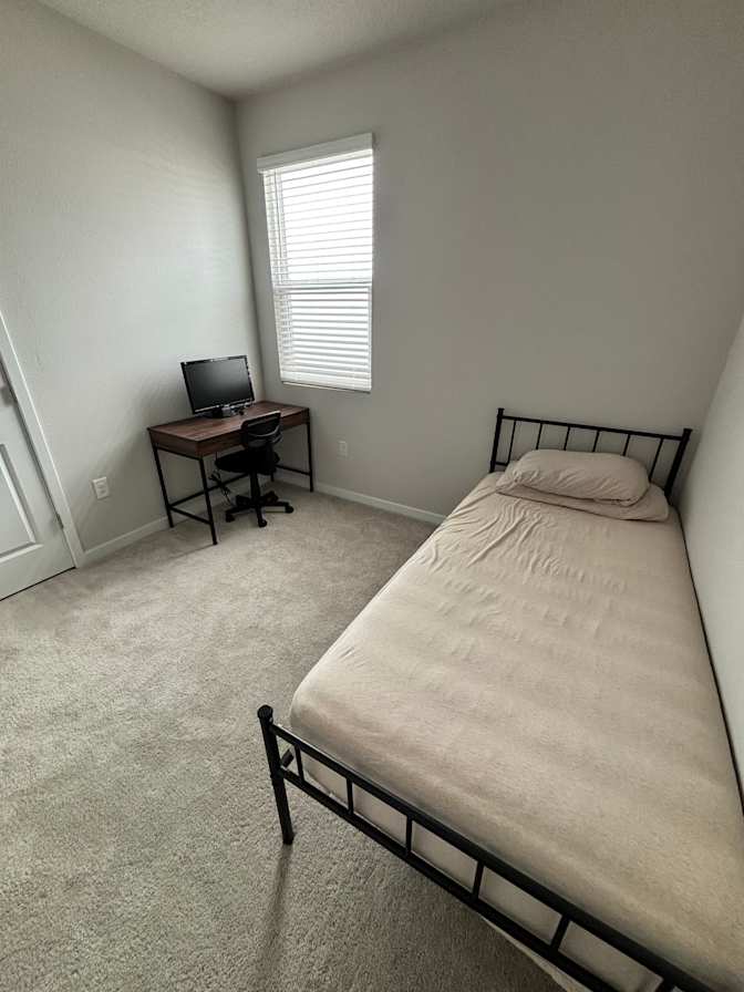 Sander's room