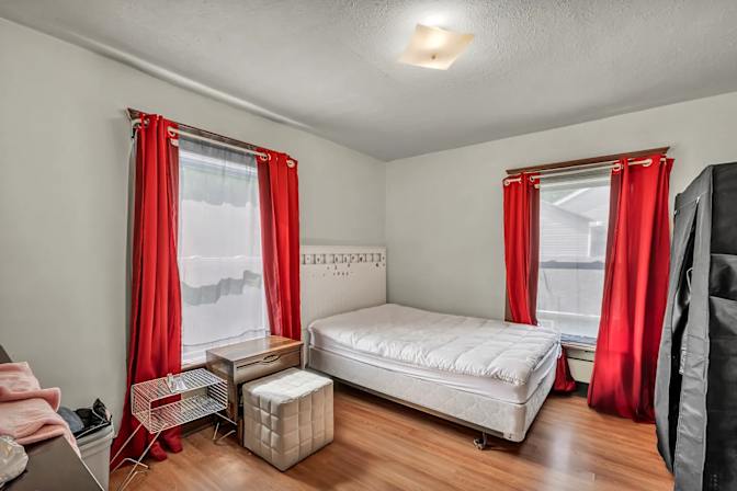 Rowell's room