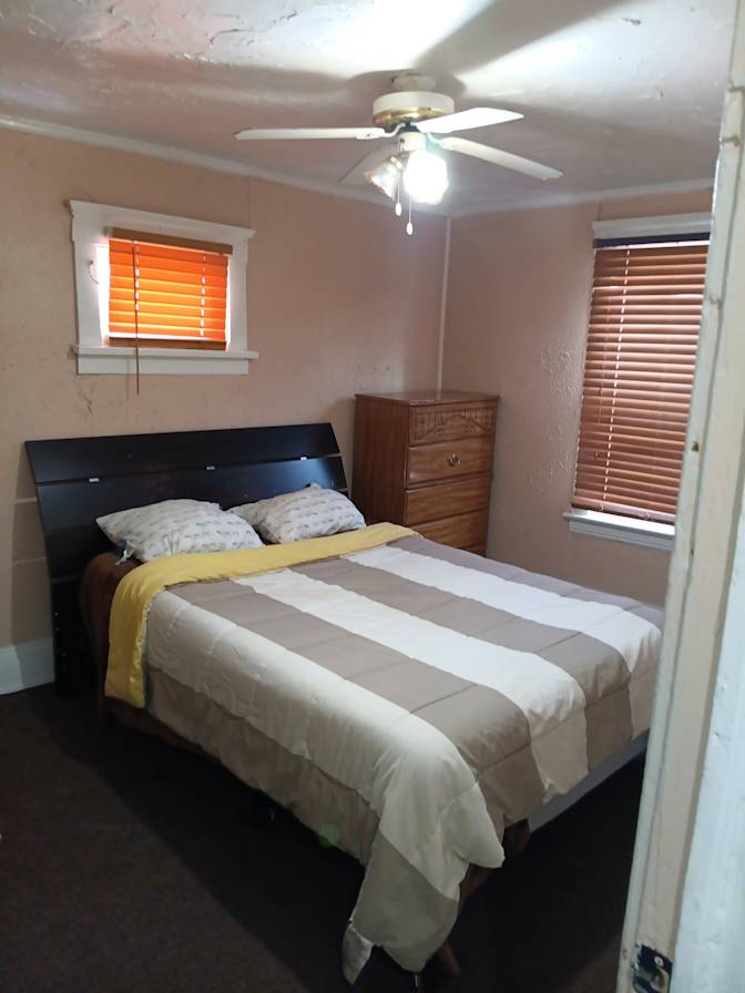 MJ place's room