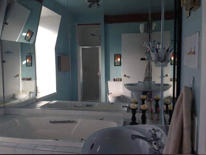 Melissa's room