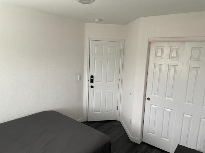Dominique's room