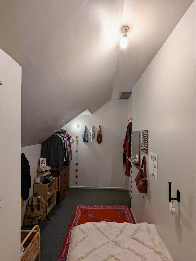 Diego's room