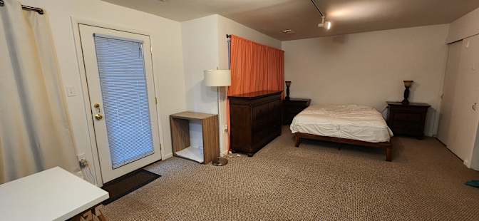 Julie D Simser's room