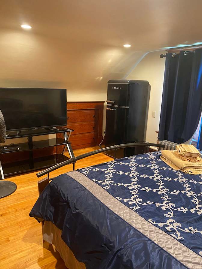 Thida's room