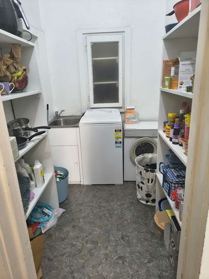 Jodi's room