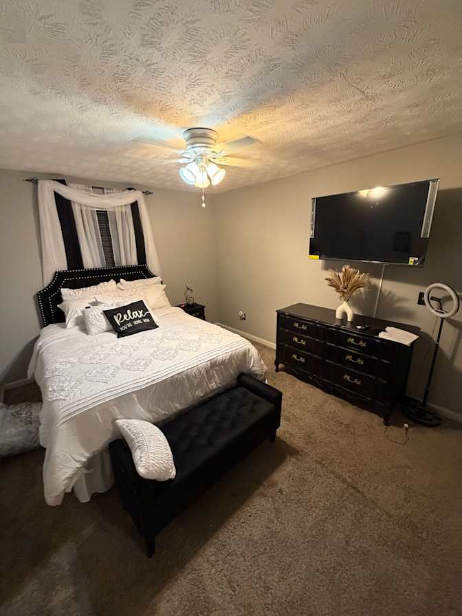 Stacia Brown's room