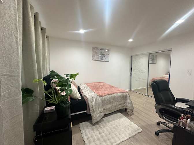 Bee's room