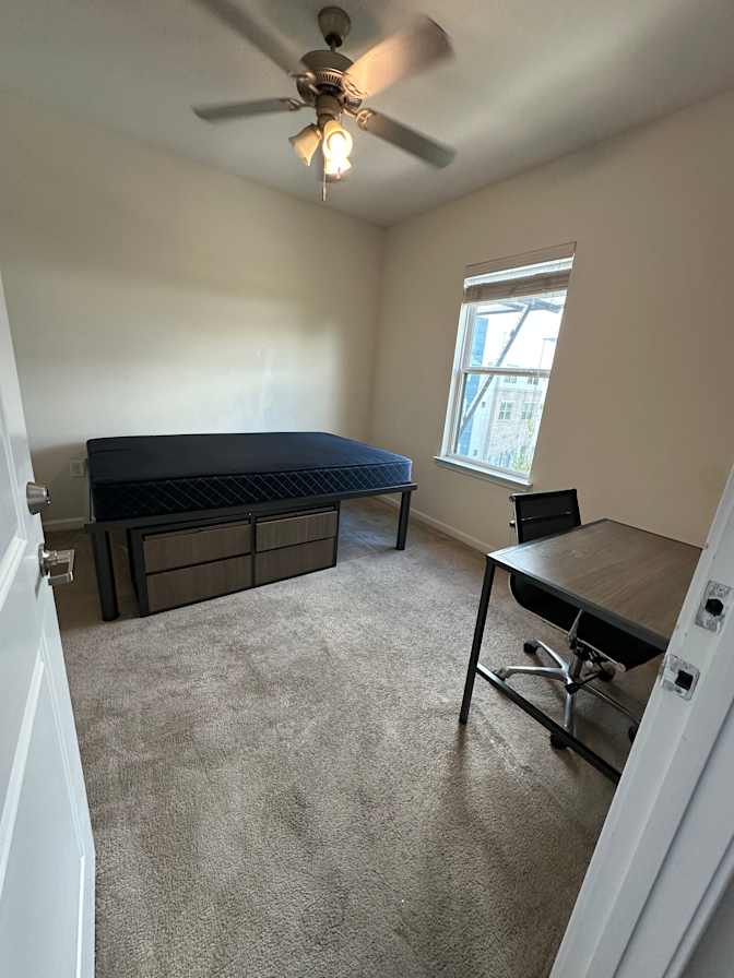 Michael Mccloskey's room