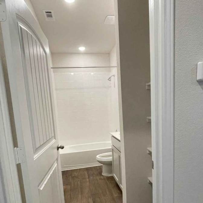 Akshay's room
