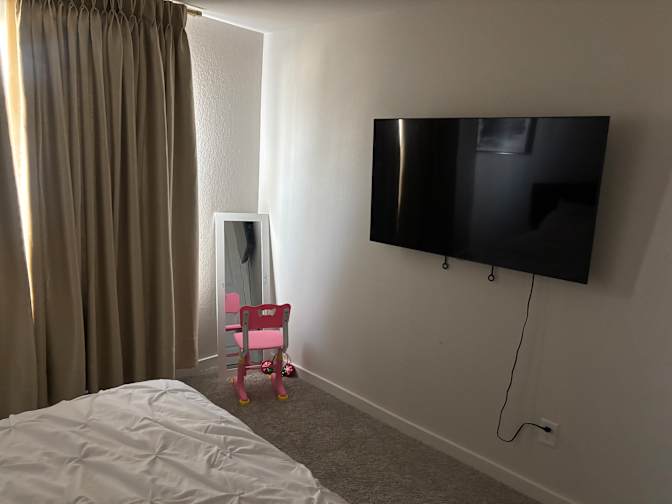 lucky's room