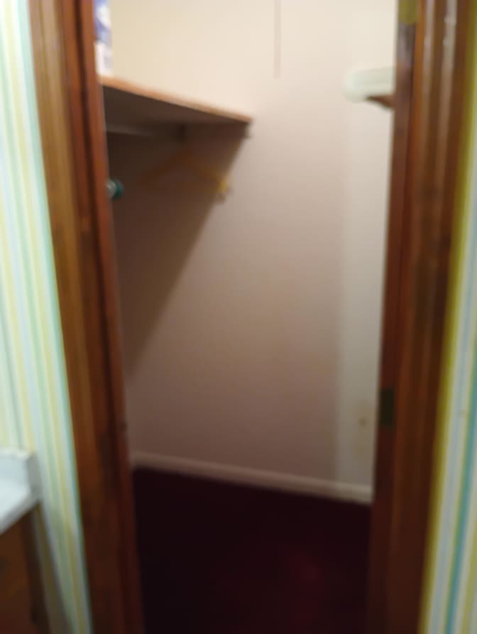Lee's room
