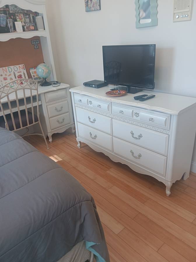 Donna's room