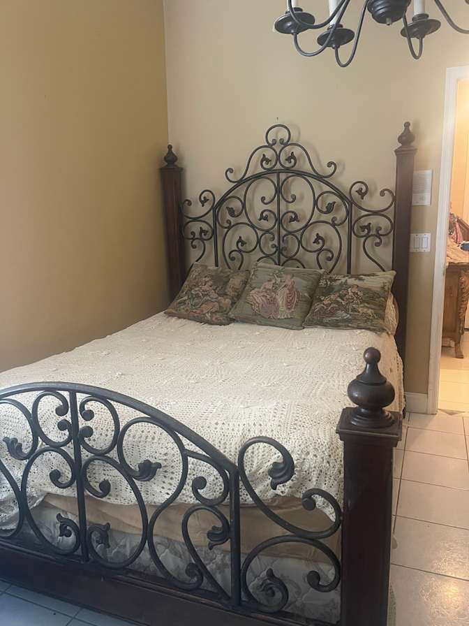 Sissy's room