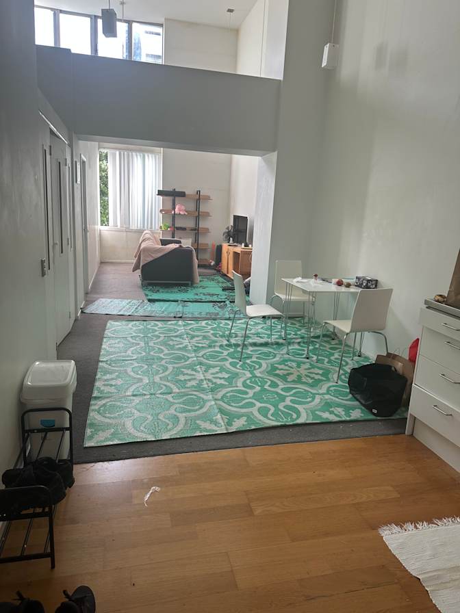 Medet's room