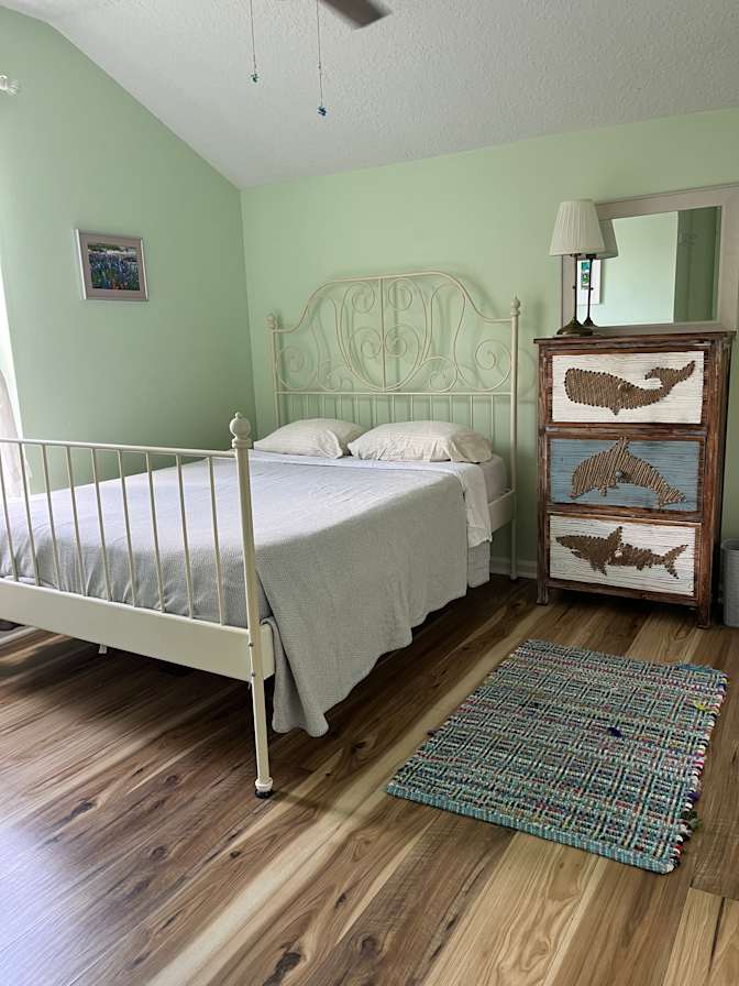 Lin's room