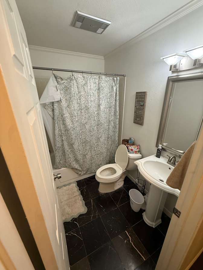 Crystal's room