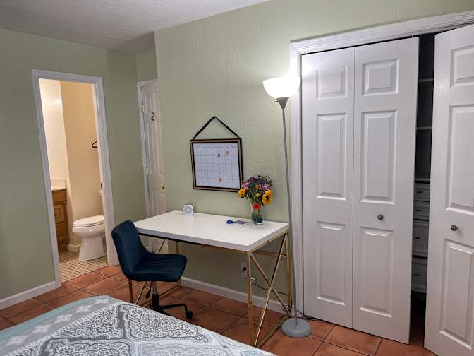 Leticia's room