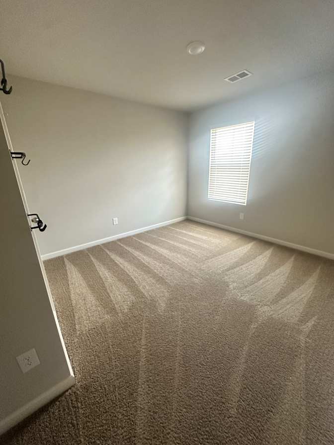Alcove Rooms's room