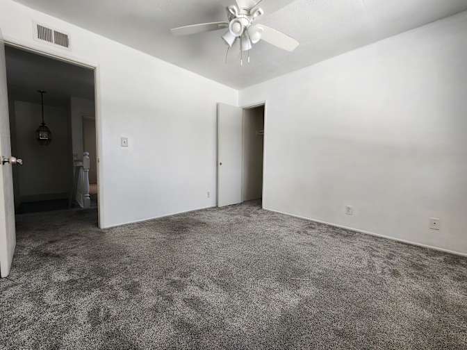 amber s burns's room