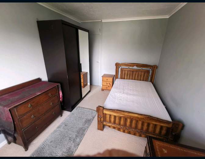Ravel's room