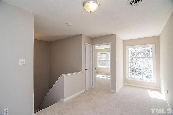Alcove Rooms's room