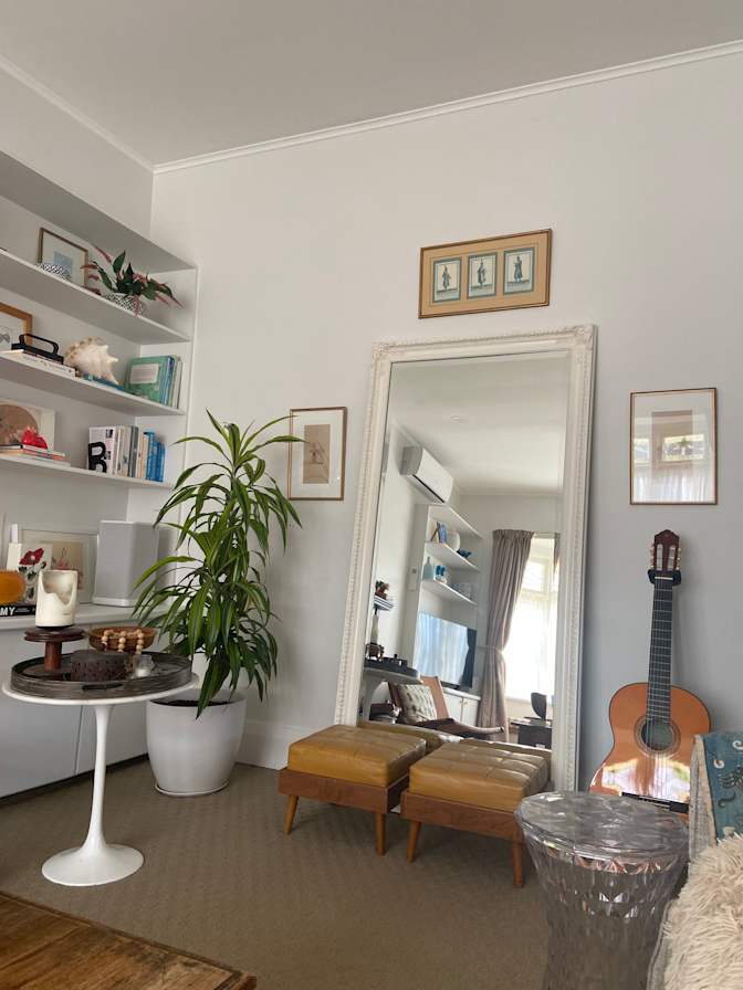 Jayne's room