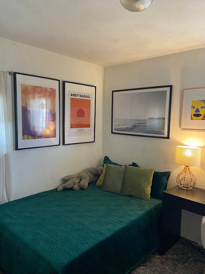 THIEN's room