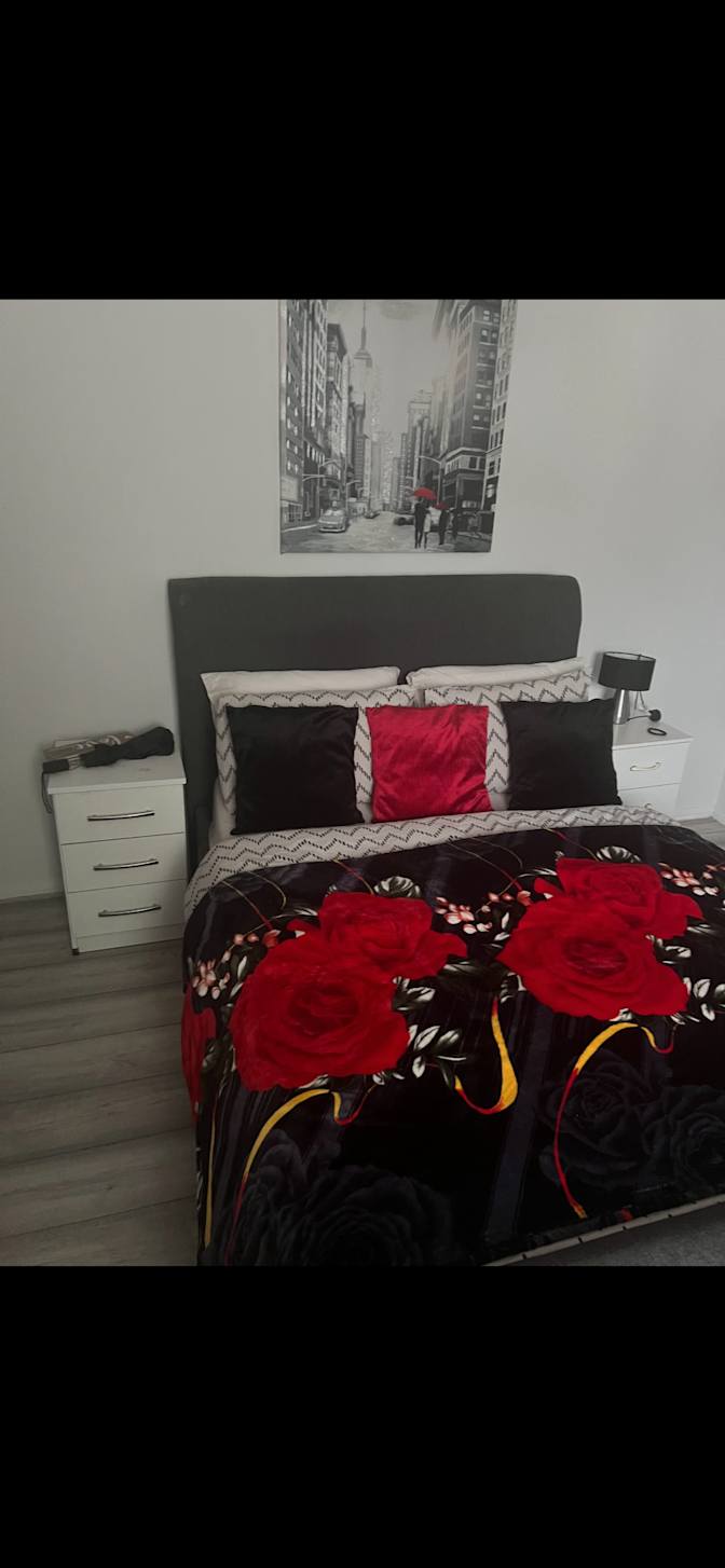 Floyd Crew's room
