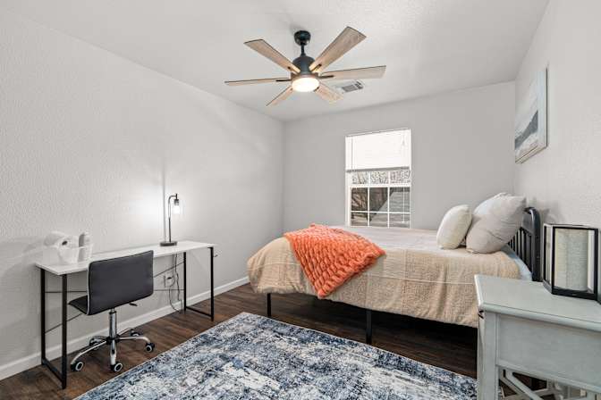 PadSplit's room