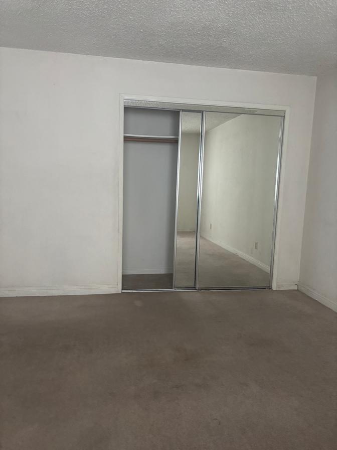 Christel Zazueta's room